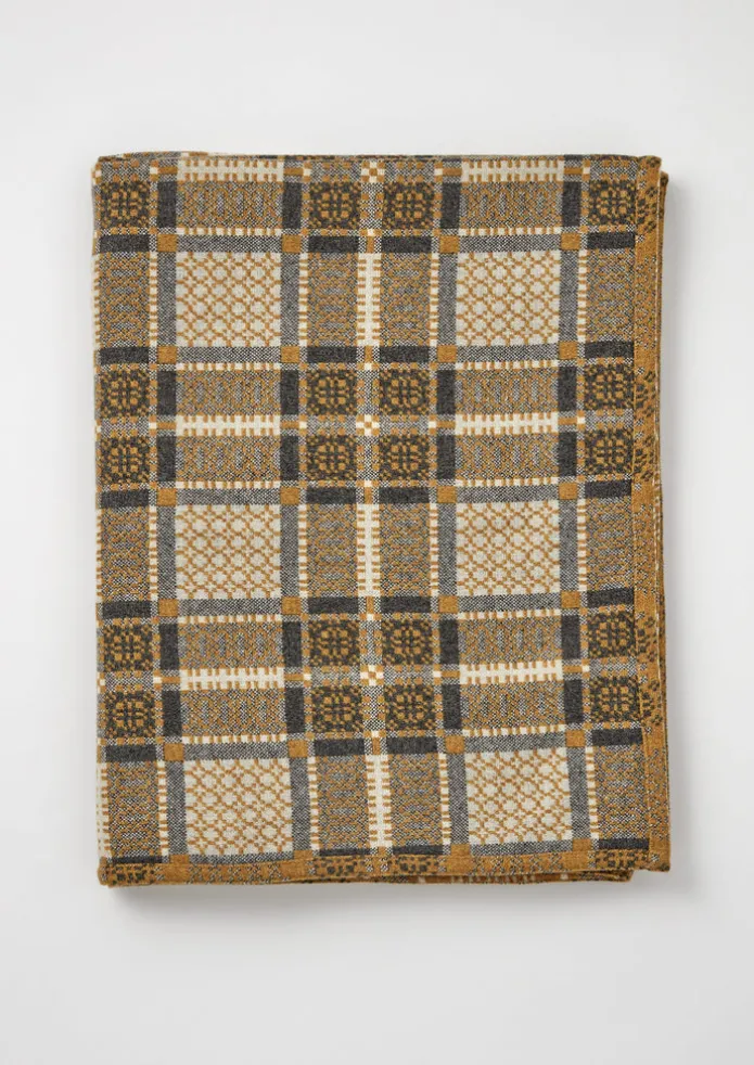 Melin Tregwynt Welsh Blanket